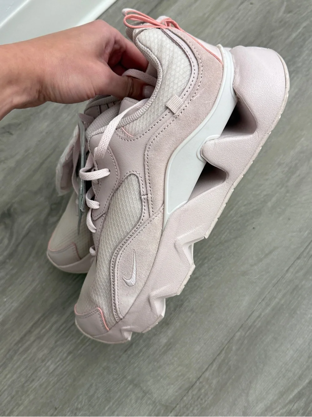 Nike Women’s Light Pink Athletic Sneakers size 11